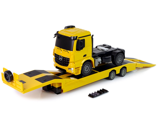 Duża Ciężarówka Laweta R/C Mercedes Arocs Żółta 1:20 Długość 103 cm 