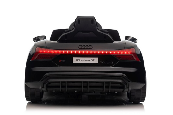 Auto Na Akumulator Audi E- Tron GT Czarne  QLS-6888