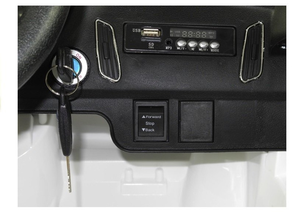 Auto na akumulator Ford Focus  Czarne Lakierowane